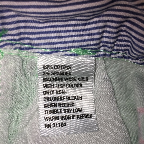 Red Camel Anchor Print Shorts - Picture 9 of 9